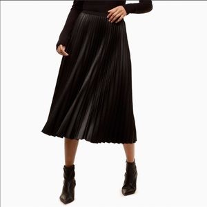 Aritzia Babaton Faux Leather Pleated Skirt